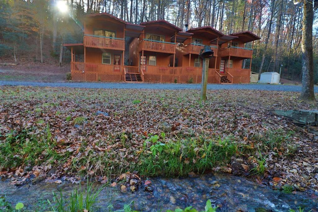 Oktoberfest Themed Cabin In Woods Stream #14 Helen Zewnętrze zdjęcie